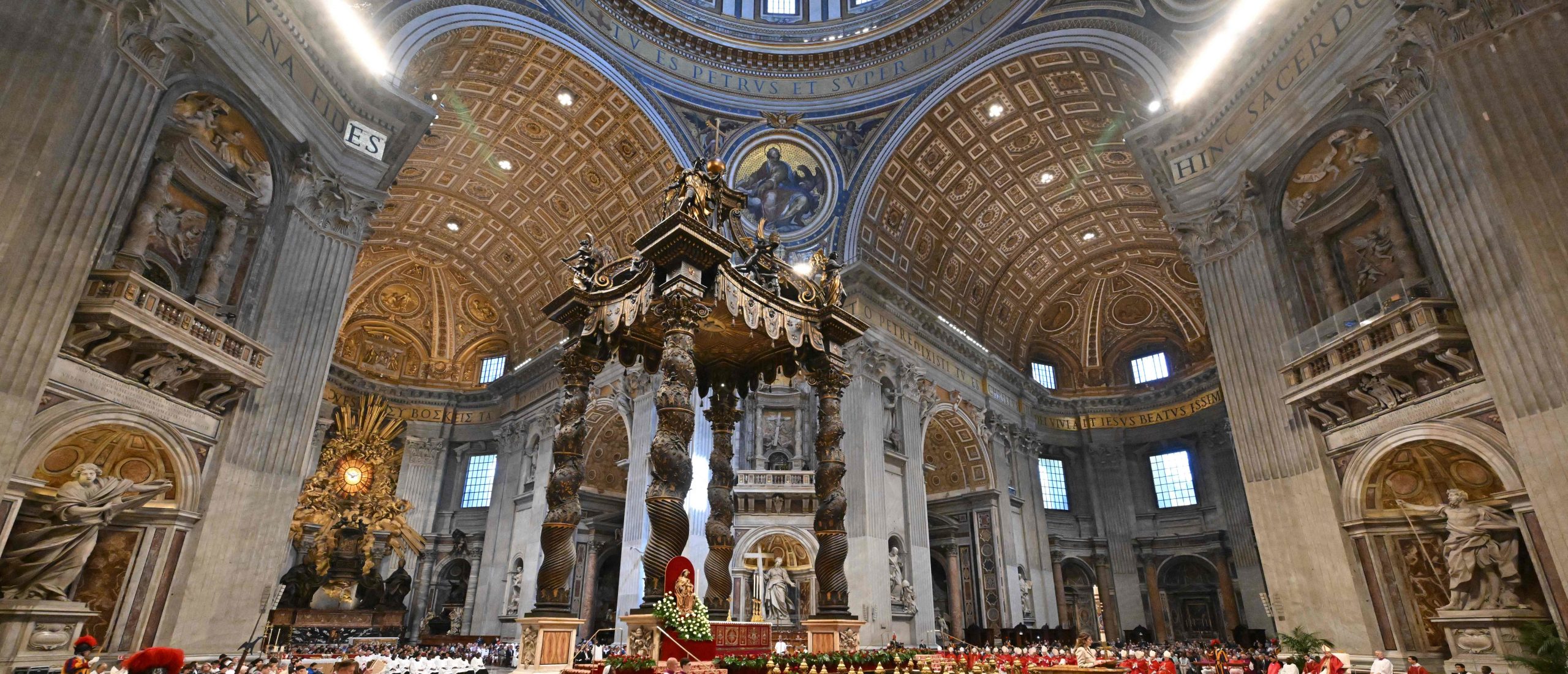 Popes Altar Reconsecrated After Naked Protestor Breaches Vatican