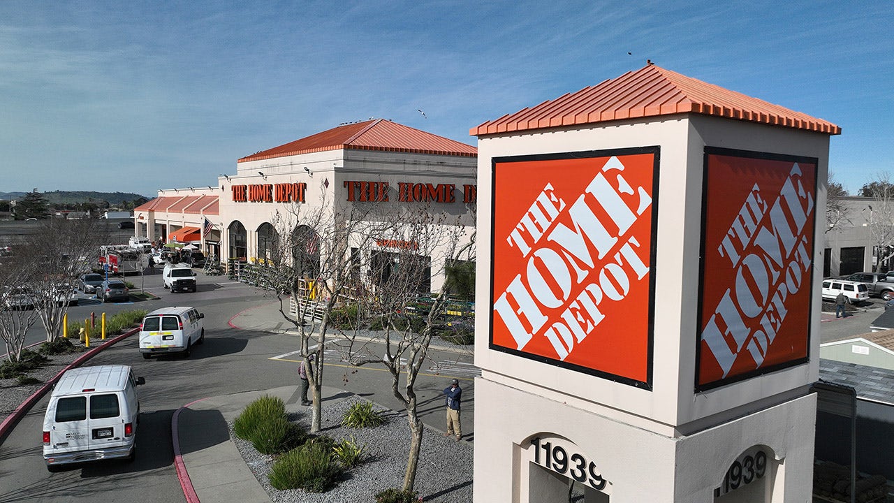 Home Depot Leans On Demand For Small Projects To Top Estimates - Total News