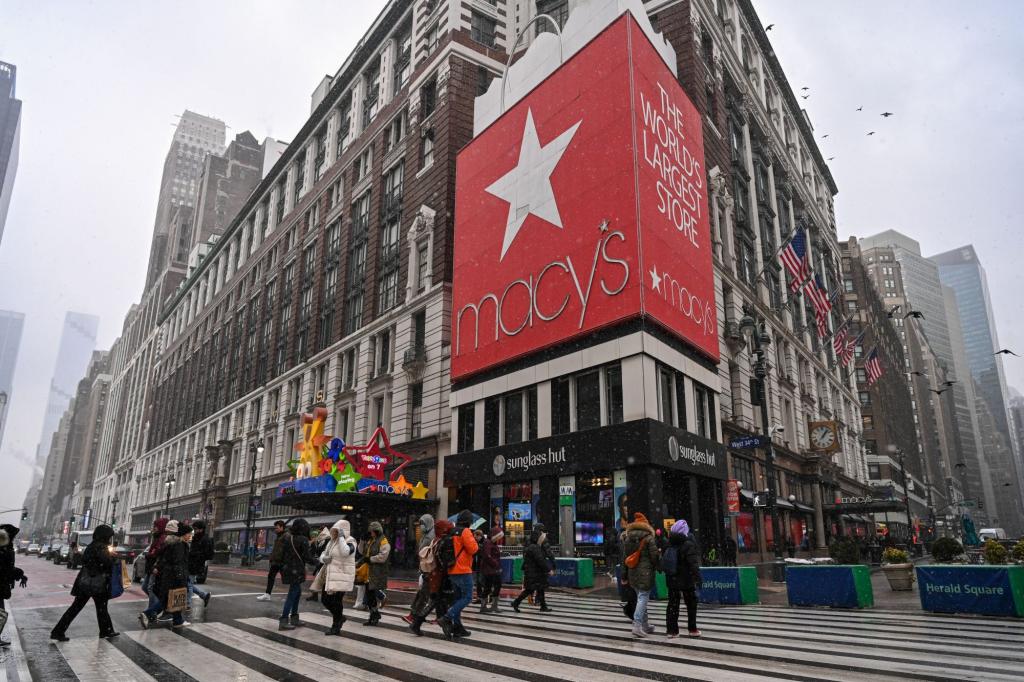 Arkhouse, Brigade Raise Macy’s Buyout Bid To $6.6B - Total News