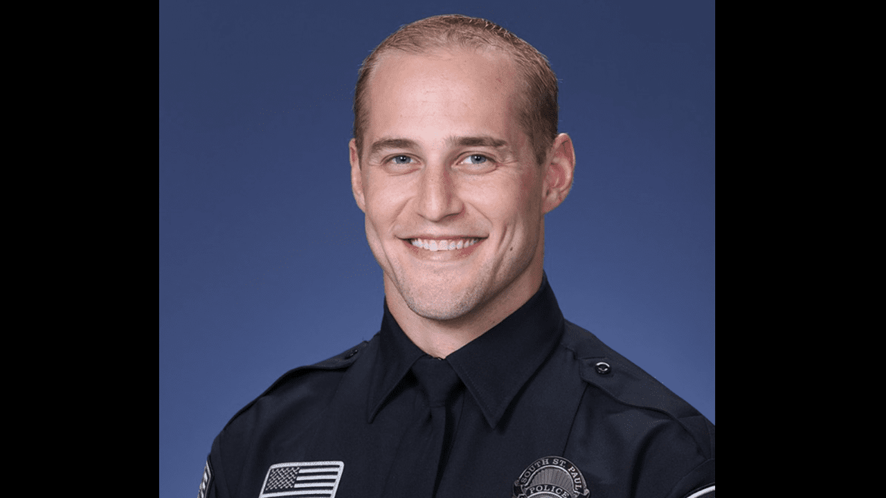 Off-duty Minnesota police officer rushes ‘without hesitation’ to save ...