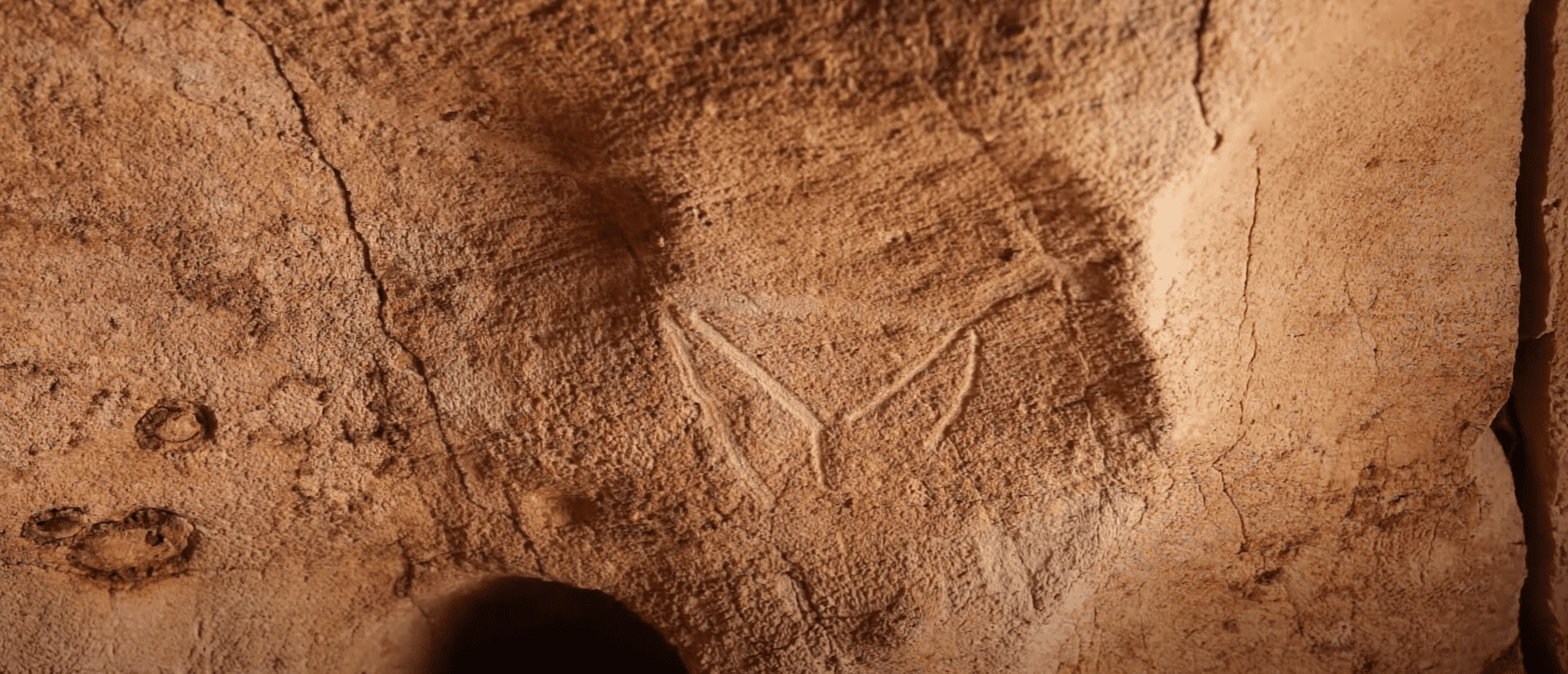 ‘Exceptional’ Prehistoric Cave Engravings Uncovered | Total News