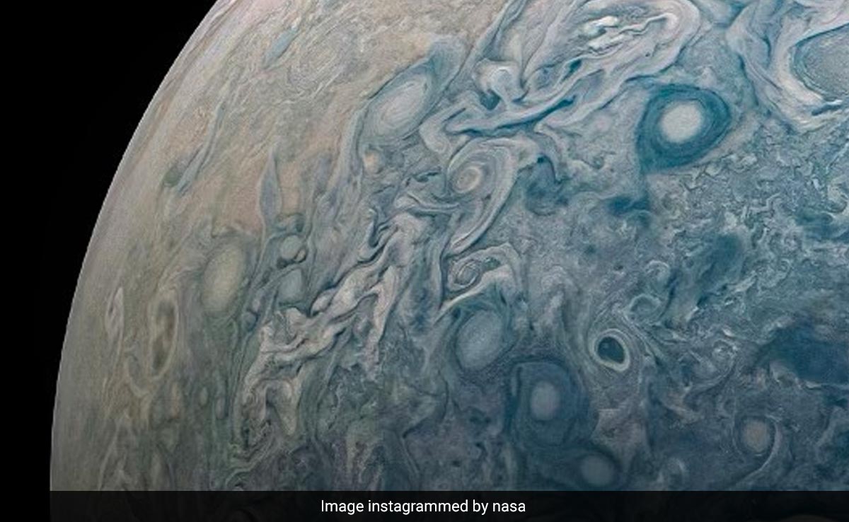 NASA’s Juno Shares Stunning Close-Up Images Of Jupiter And Its Storms ...