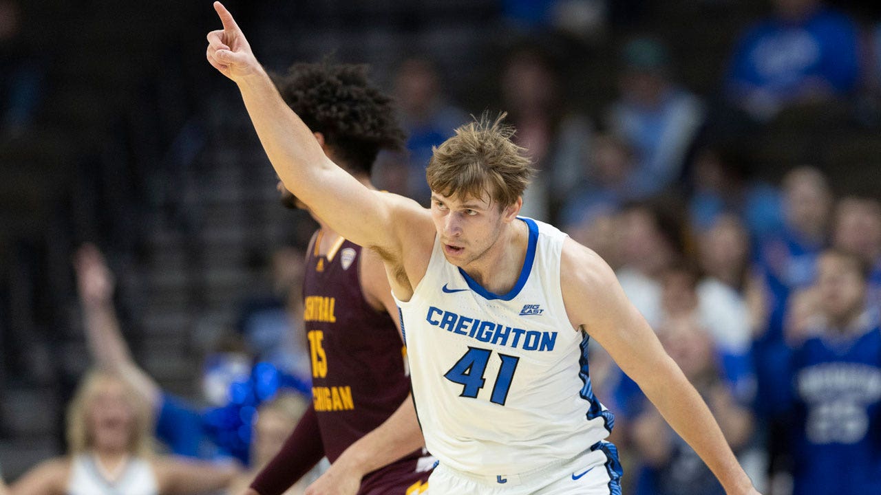 Creighton’s Isaac Traudt monitors glucose on the court to play college ...