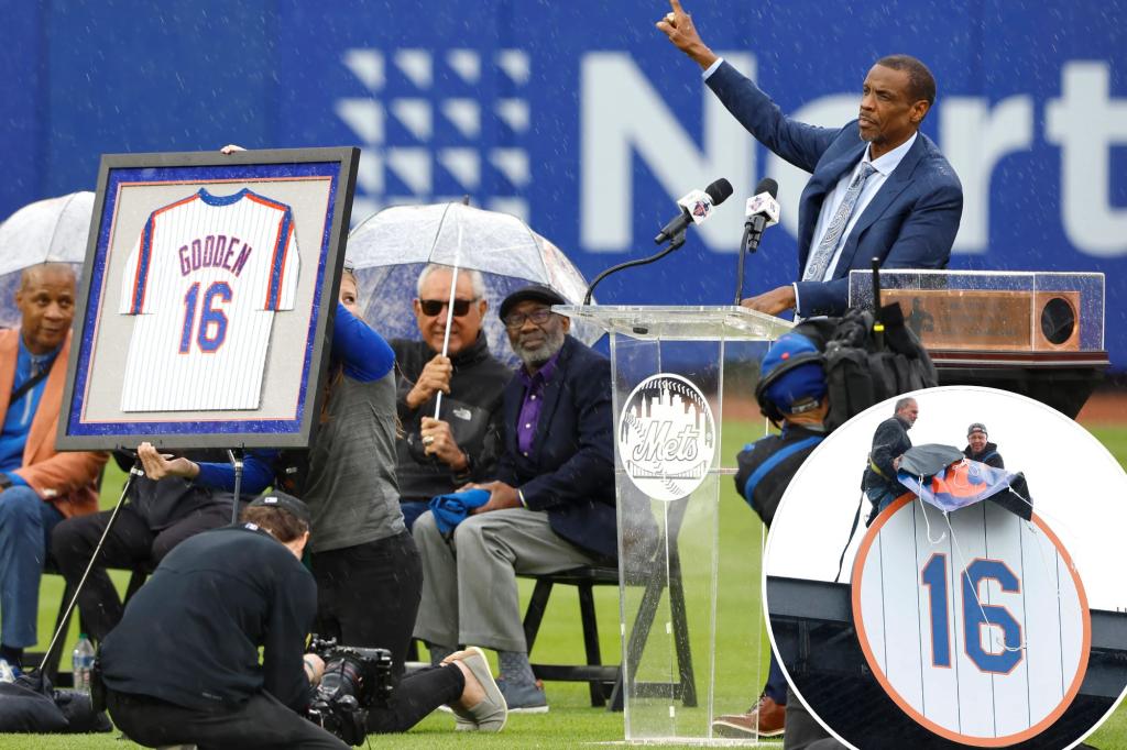 Dwight Gooden finally gets his Mets wish with number retirement | Total ...