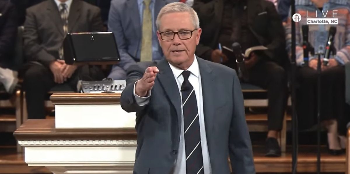 Pastor goes viral with fiery message about Trump’s ‘God Bless the USA ...