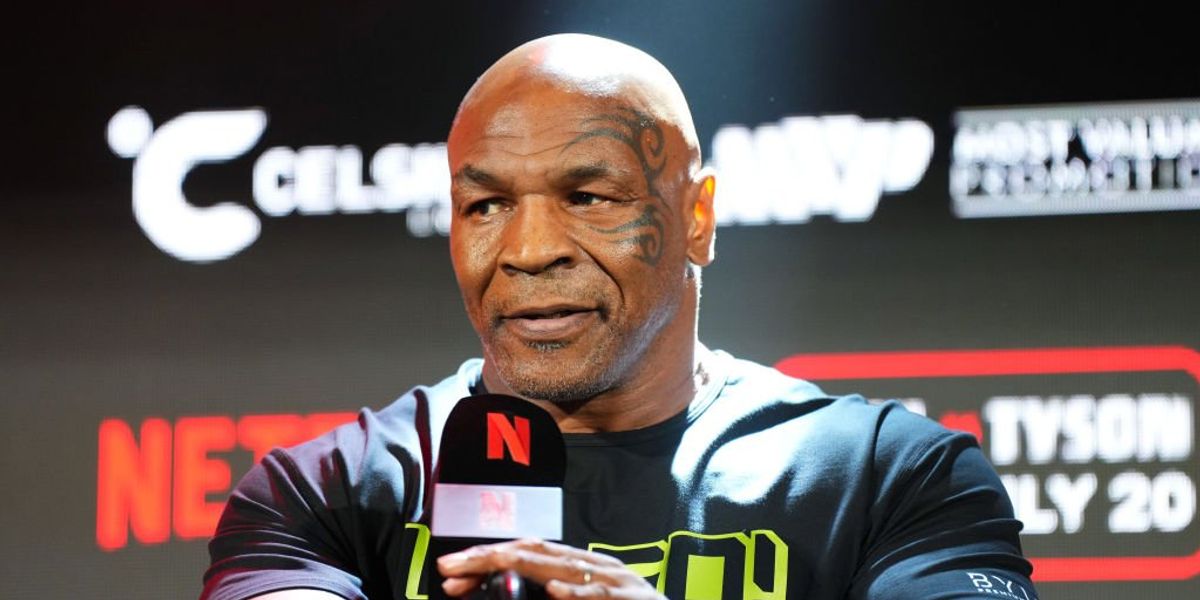 Mike Tyson suffers medical emergency on airplane in Miami Total News