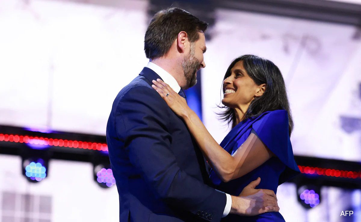 JD Vance's Wife Usha Chilukuri Vance At Republican National Convention ...