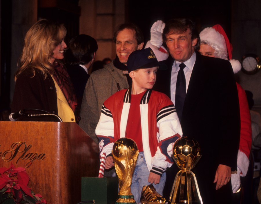 'Home Alone 2' director Chris Columbus on Trump cameo: 'I can't cut it'