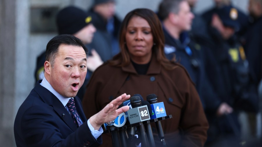 Justice gets criminal referral alleging mortgage fraud by NY attorney general