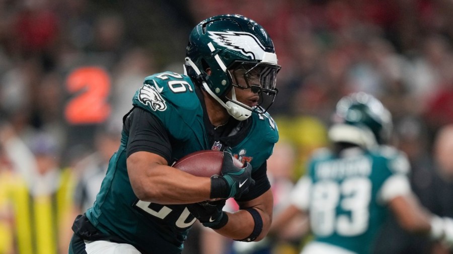 Saquon Barkley to critics of time with Trump: 'Maybe I just respect the office'