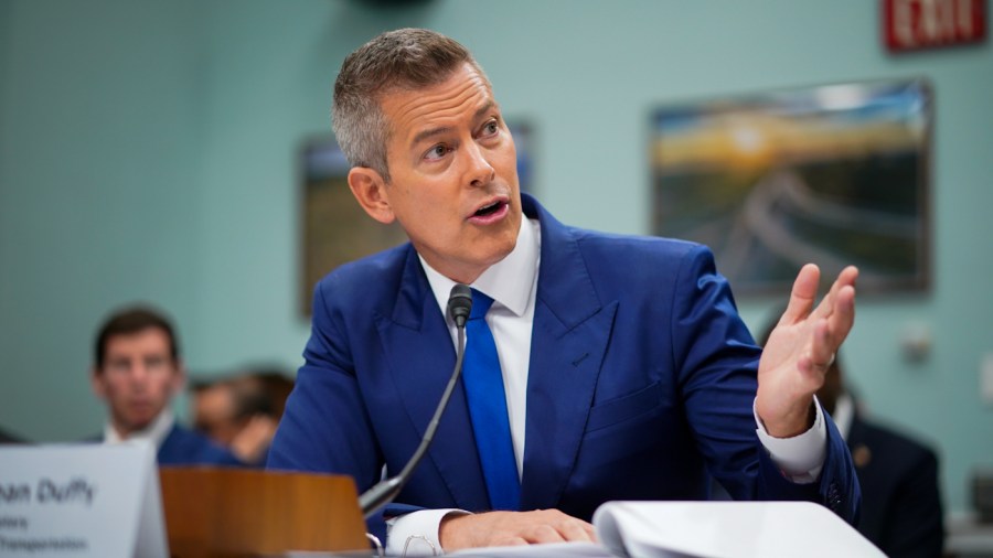 Duffy signs guidance on Trump call for all truckers to speak English