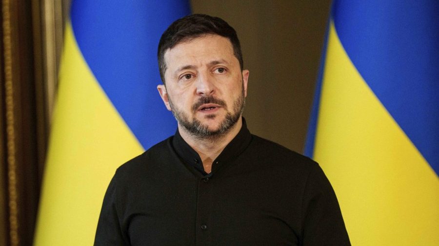 Zelensky arrives in Turkey for peace talks, Putin absent