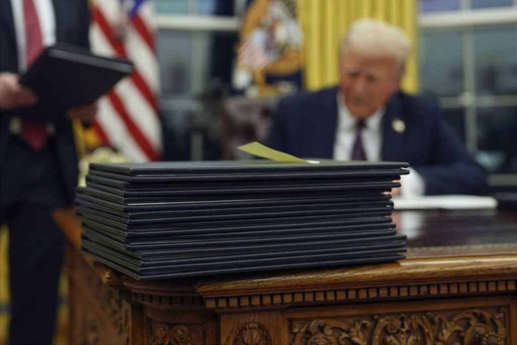 &lsquo;Big, Beautiful Bill&rsquo; offers new federal employees a decision: job security or reduced pension contributions