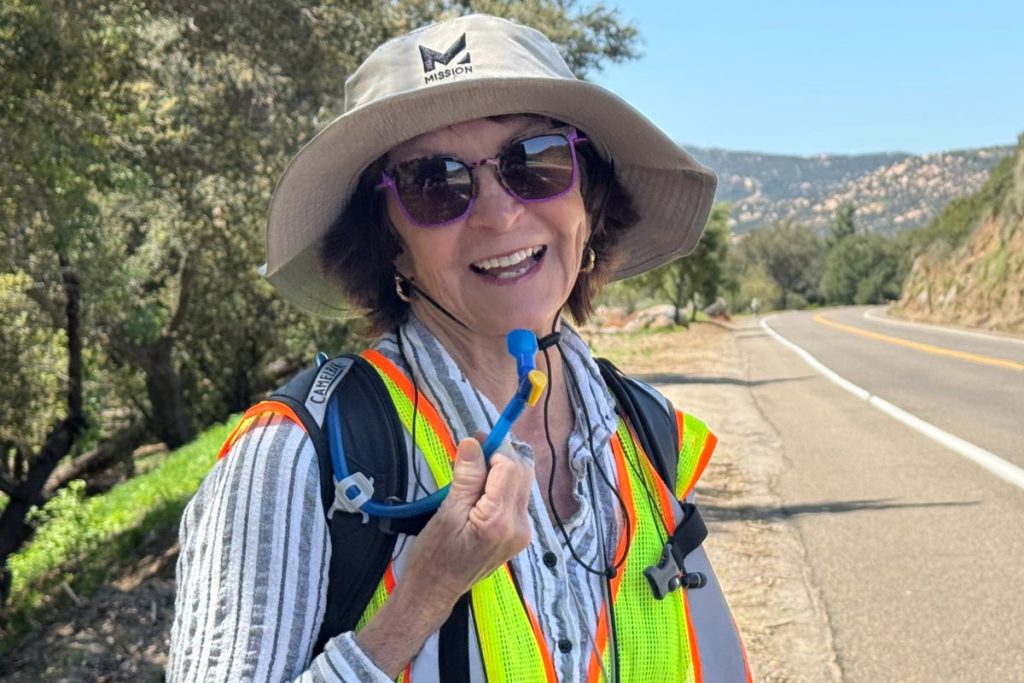 A woman diagnosed with Alzheimer’s 13 years ago is now walking across the U.S. after overcoming her condition.