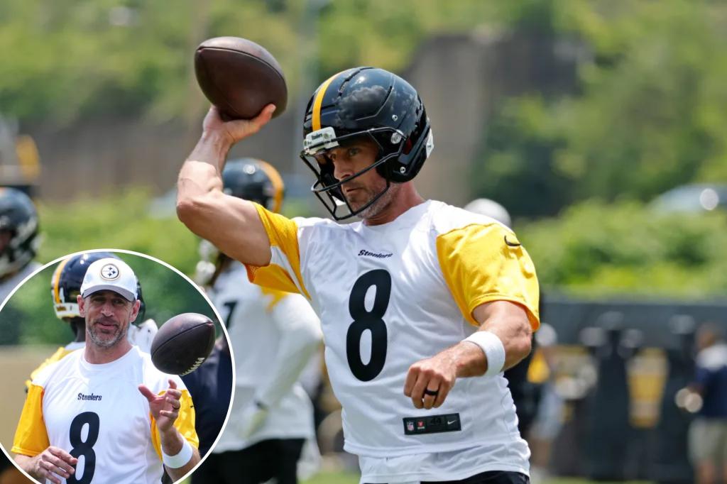 Aaron Rodgers explains his decision to join the Steelers