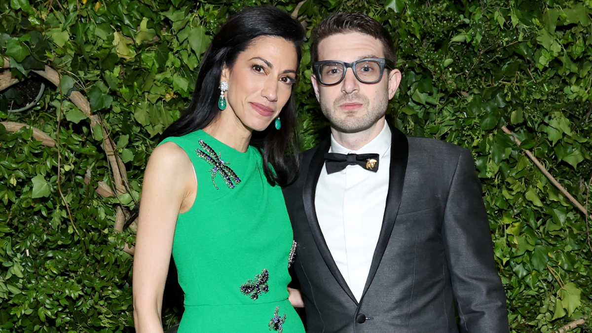 Abedin weds Alex Soros in a celebrity-filled wedding in the Hamptons