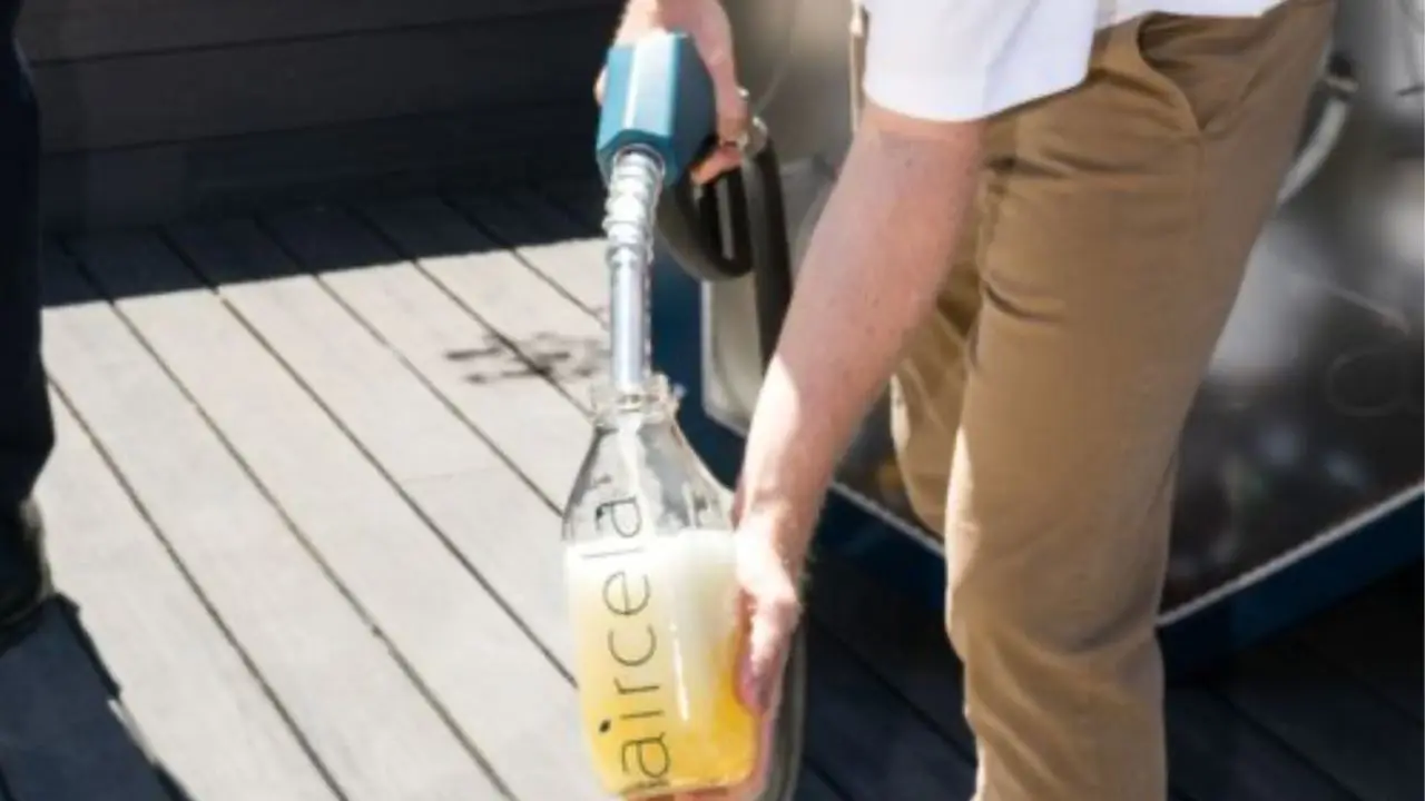 Aircela showcases a device that creates gasoline straight from the air.