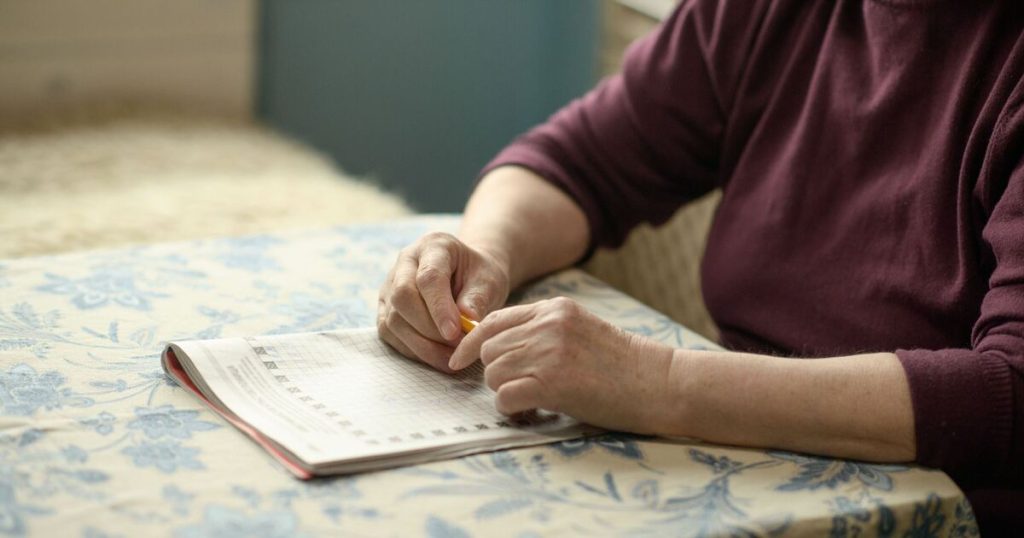 Alzheimer's may begin two decades before memory loss occurs, research suggests.