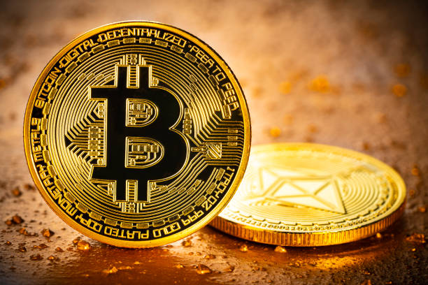 Analyst Predicts Bitcoin Will Reach $200,000 and Ethereum $10,000, Anticipating an Altcoin Season