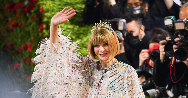 Anna Wintour Resigns as Editor of U.S. Vogue After Almost 40 Years