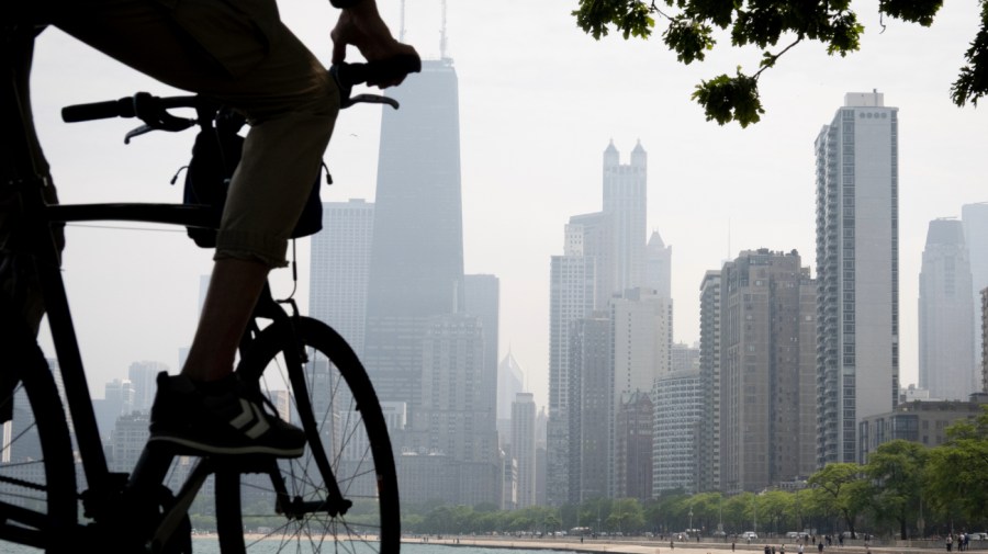 As countries give up on climate targets, cities are increasingly vital.