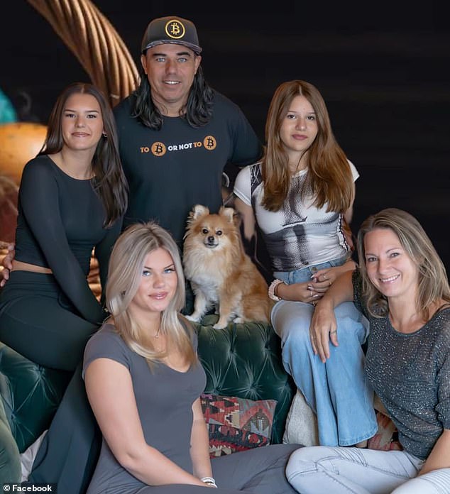 'Bitcoin Family' implements severe precautions for their safety due to cryptocurrency kidnappings.