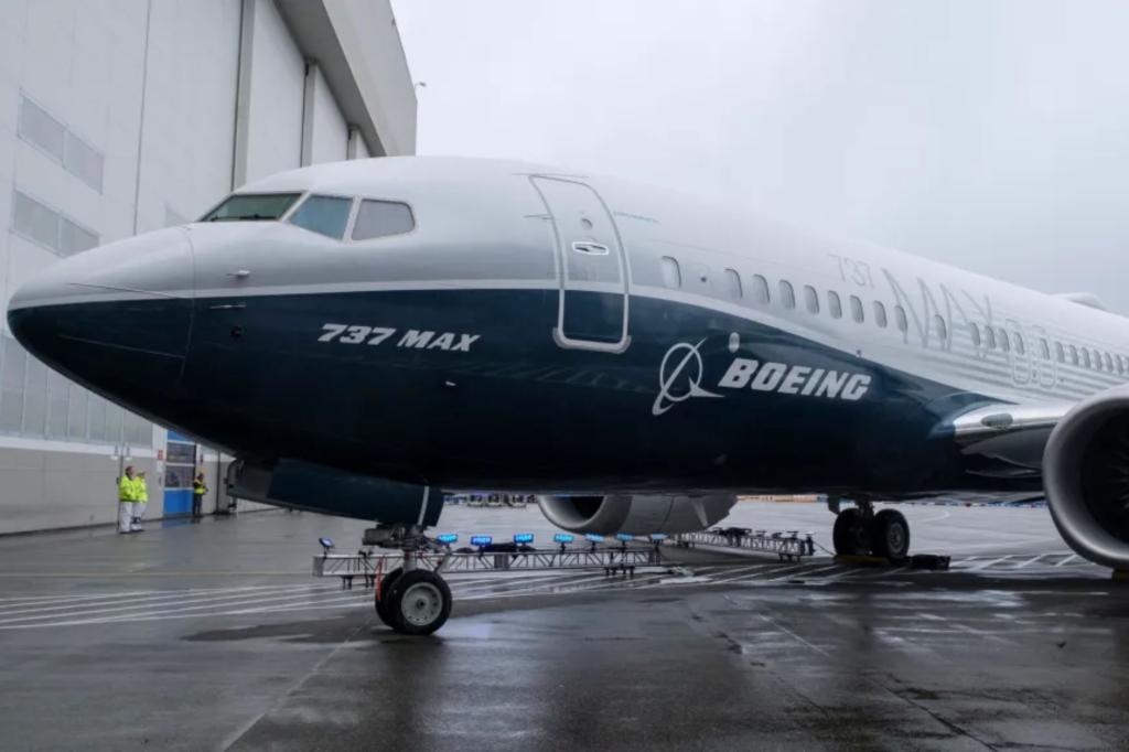 Boeing adjusts its forecast for 20-year aircraft demand downwards.