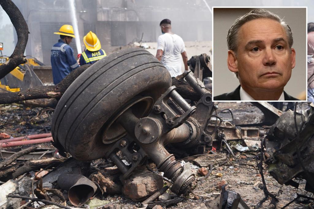 Boeing stock falls following Air India crash, posing a significant challenge for the new CEO