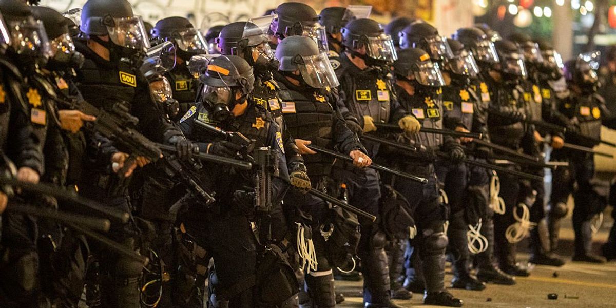 California lawmaker seeks to prohibit masks for police officers