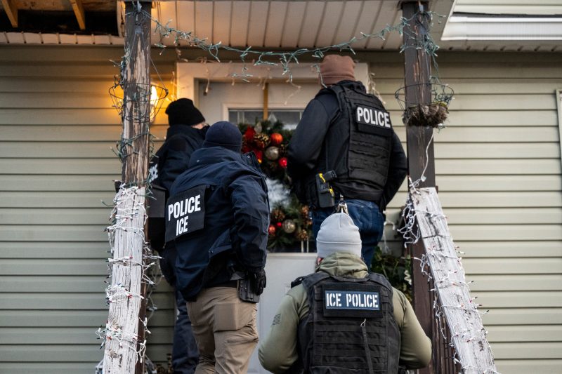 Chicago prepares for more ICE agents as conflict with Trump persists