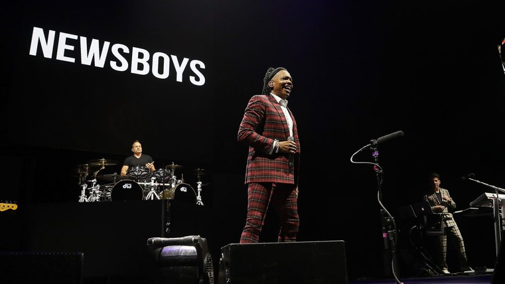 Christian artist Michael Tait confesses to drug use and inappropriate behavior