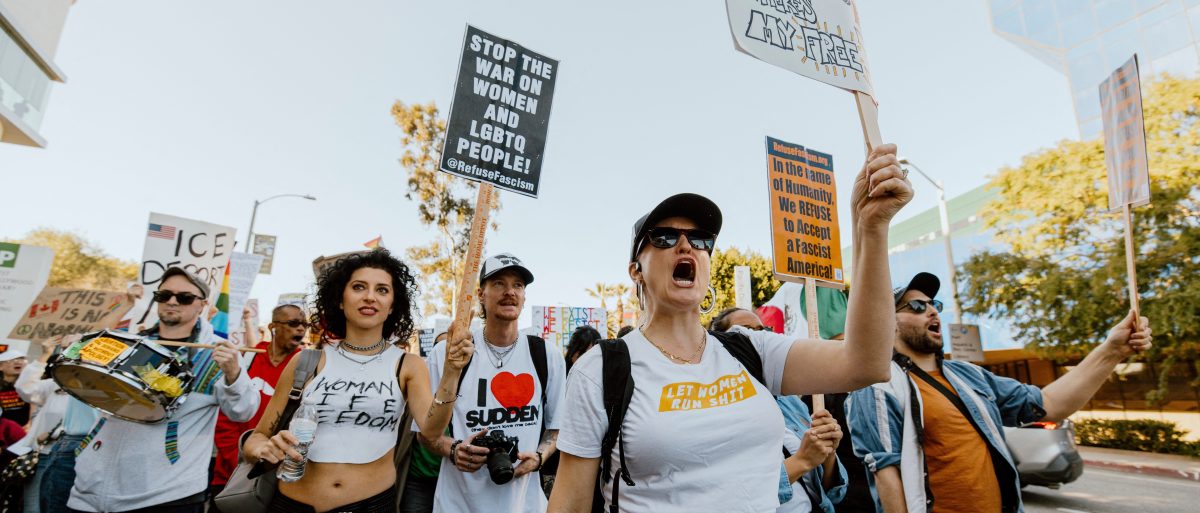 Columnist Accurately Reflects on Post #MeToo Dating Struggles