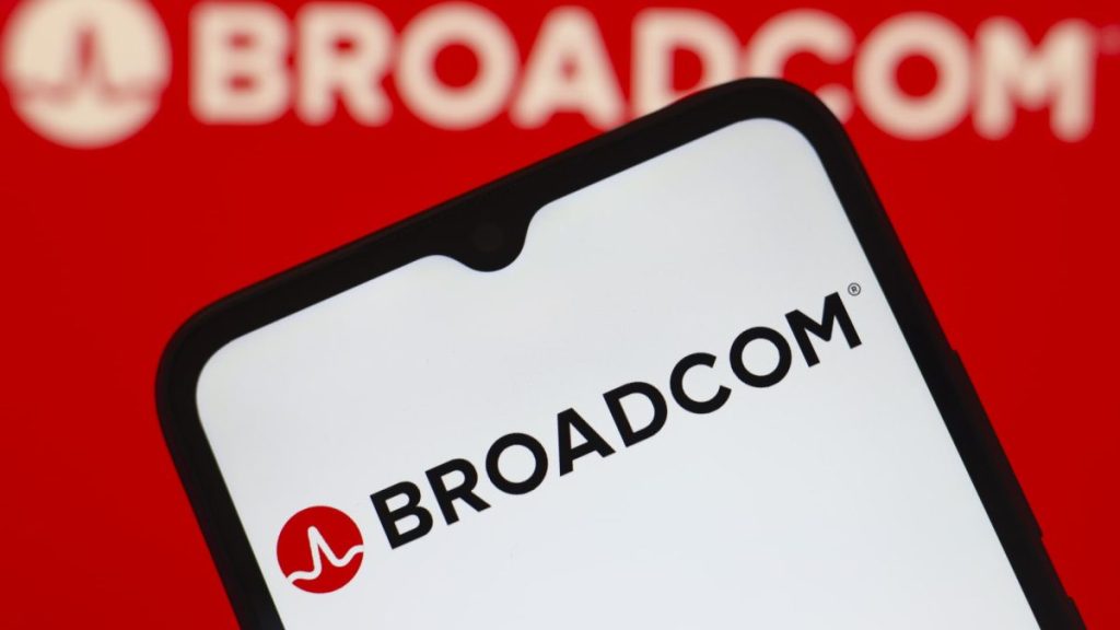 Cramer recommends Broadcom for new investors, finds Apple stock less risky.