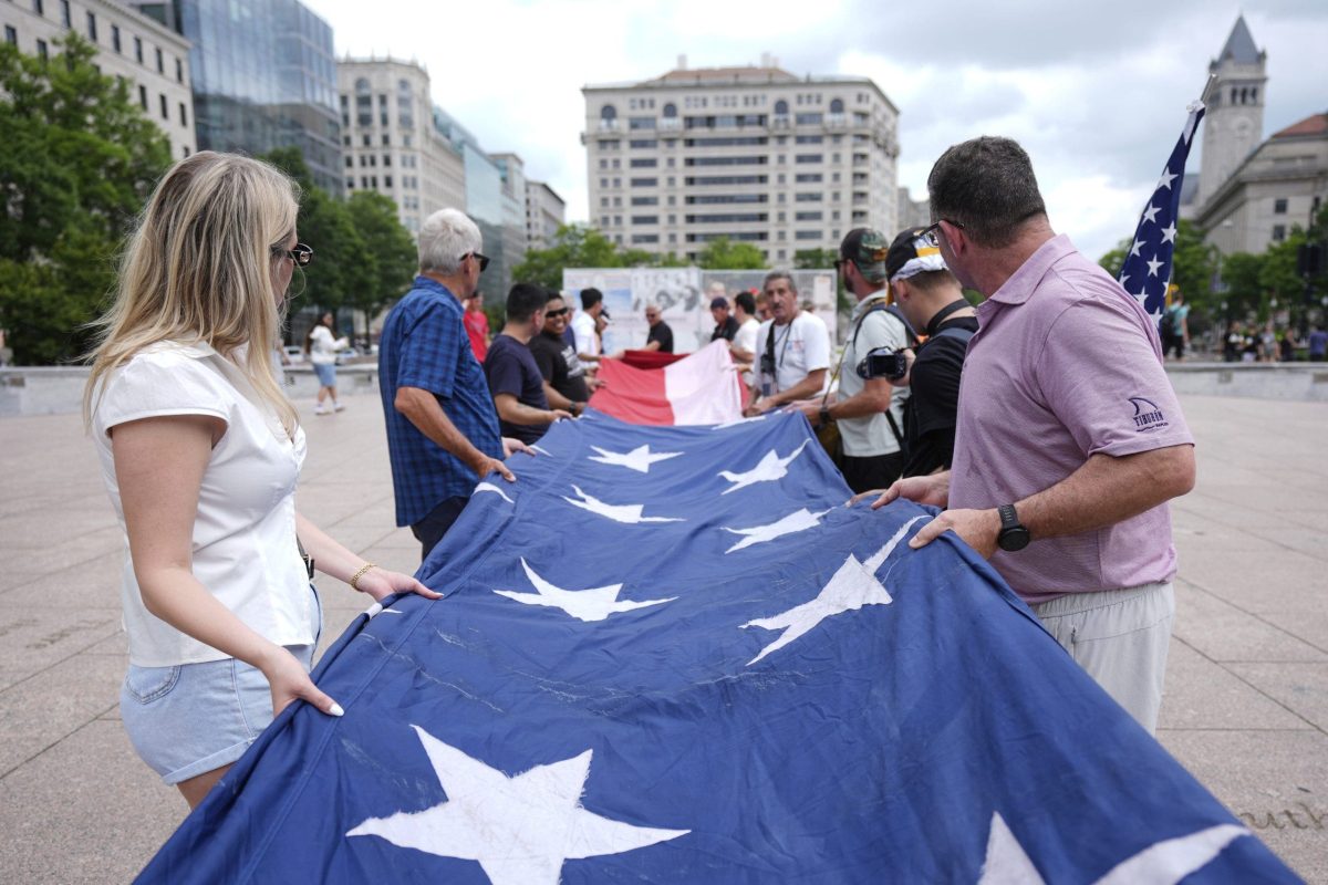 Democrats express weak objections as Trump holds event for Army's 250th anniversary