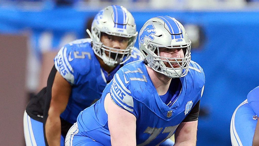 Detroit Lions' All-Pro center Frank Ragnow retires