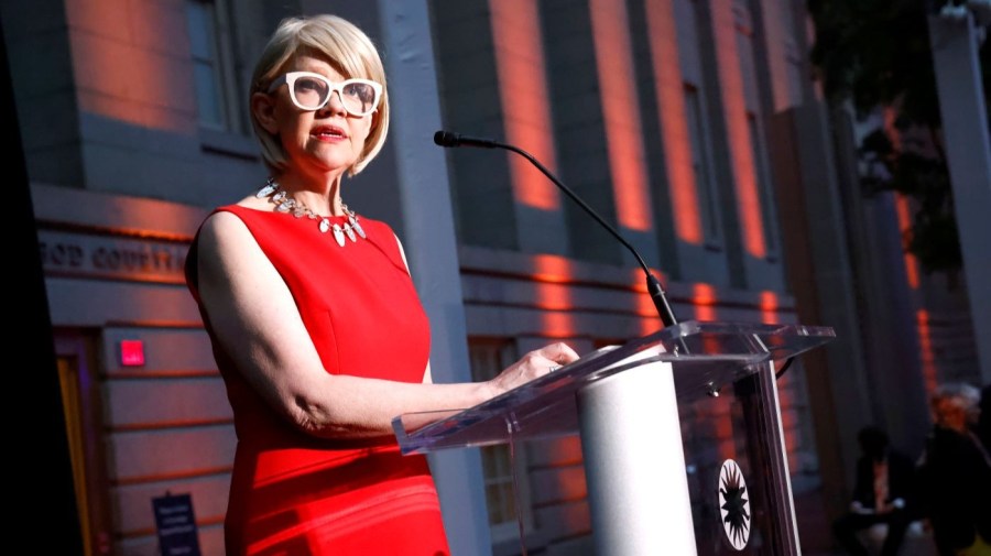 National Portrait Gallery director resigns after Trump tried firing her