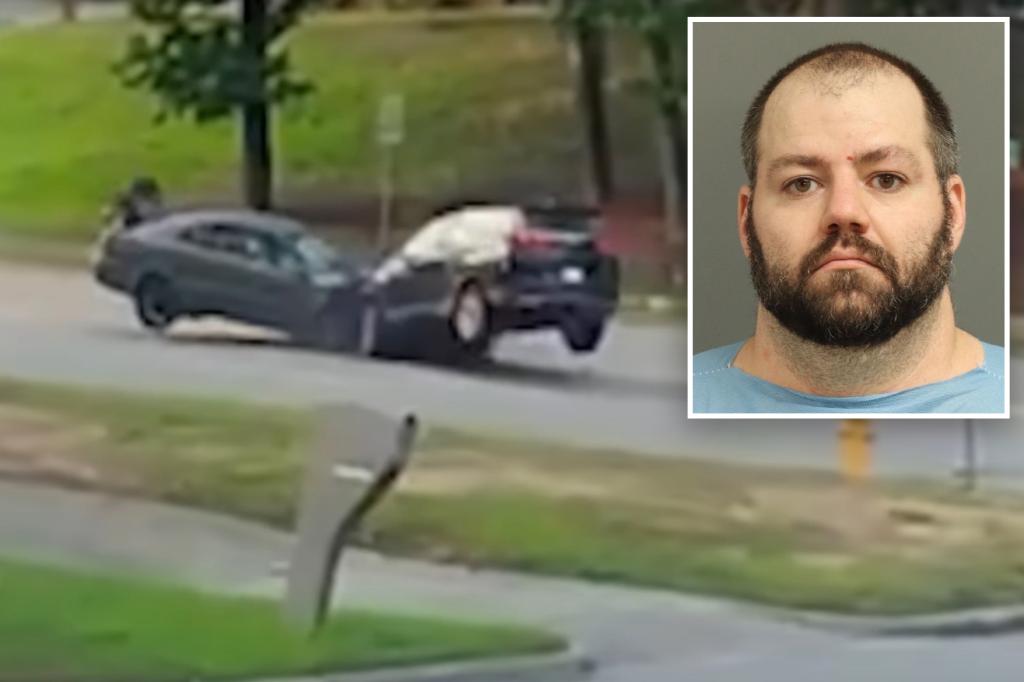 Disturbing footage captures the moment a husband reportedly attempts to kill his wife in a planned head-on collision.