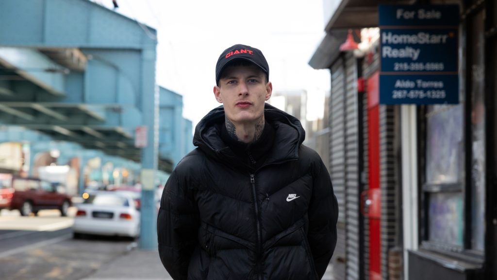 Drug-related deaths in individuals under 35 in the U.S. are declining.