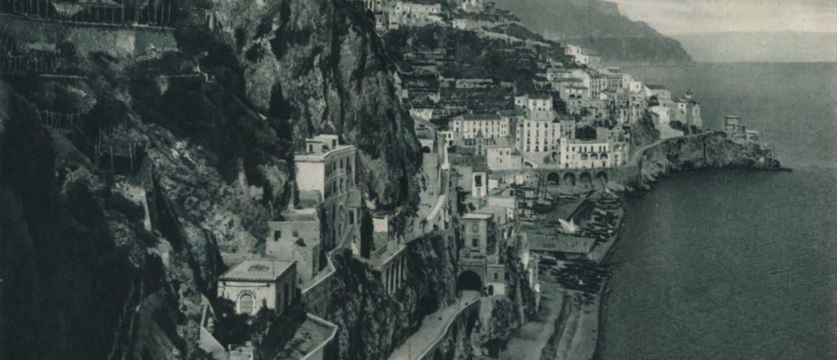 Editor Survives Intense Situation by Relying on ‘Meat Shield’ Tourists