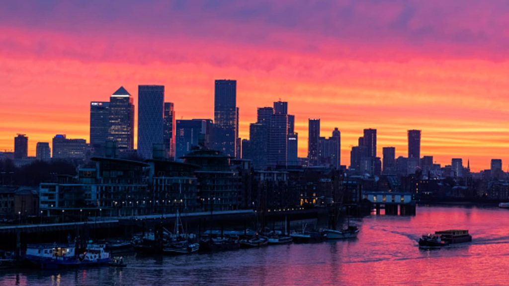 European stocks fall as tariff concerns weigh; UK economy contracts more than anticipated.