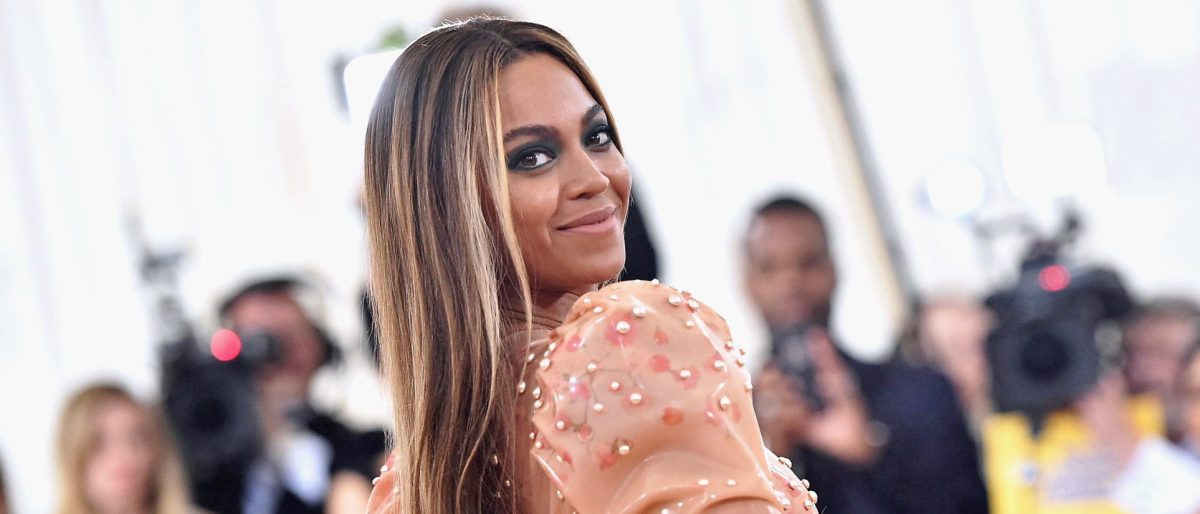 Fashion Icon Donatella Versace Dedicated 11,000 Hours to Design Two Outfits for Beyoncé