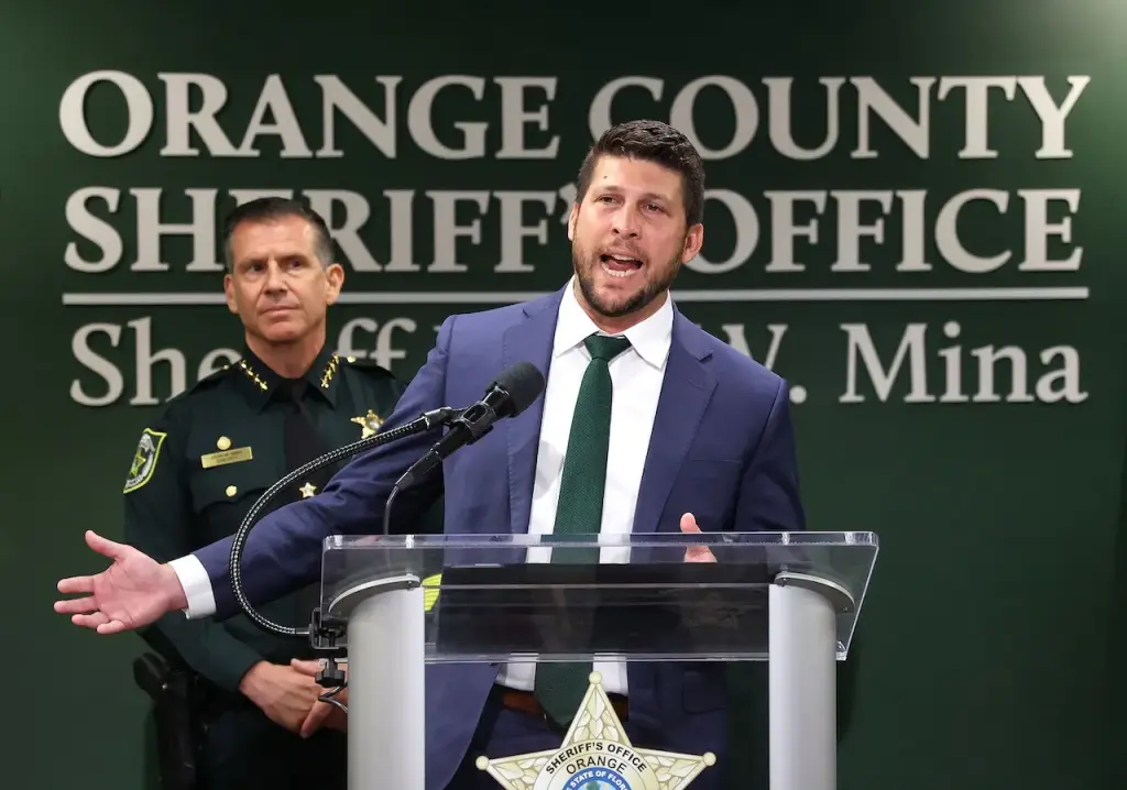 Florida requests the Supreme Court to permit the enforcement of a disputed immigration law.