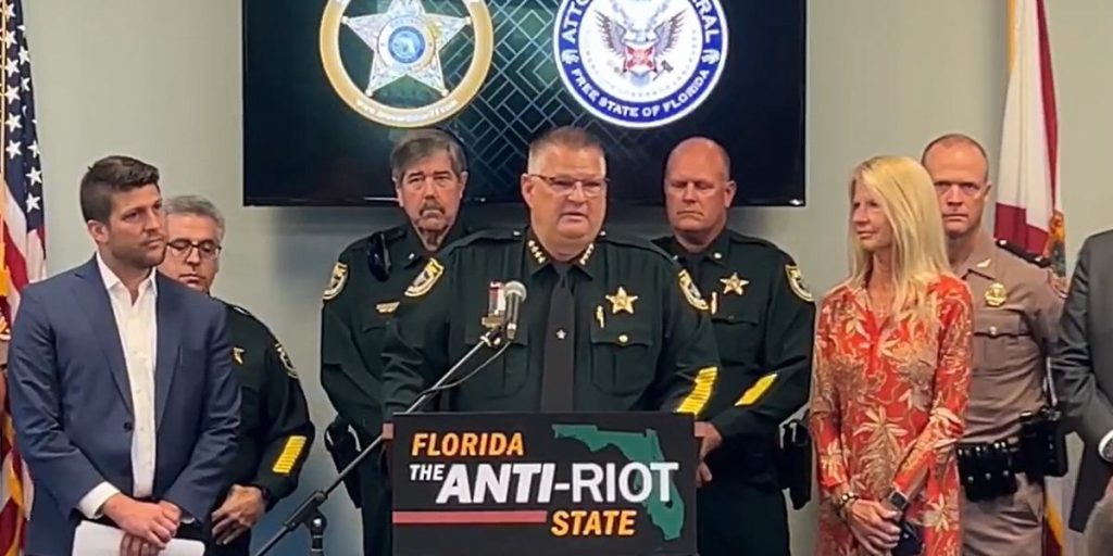 Florida sheriff warns extremists that they won't succeed with riots: 'We will kill you'
