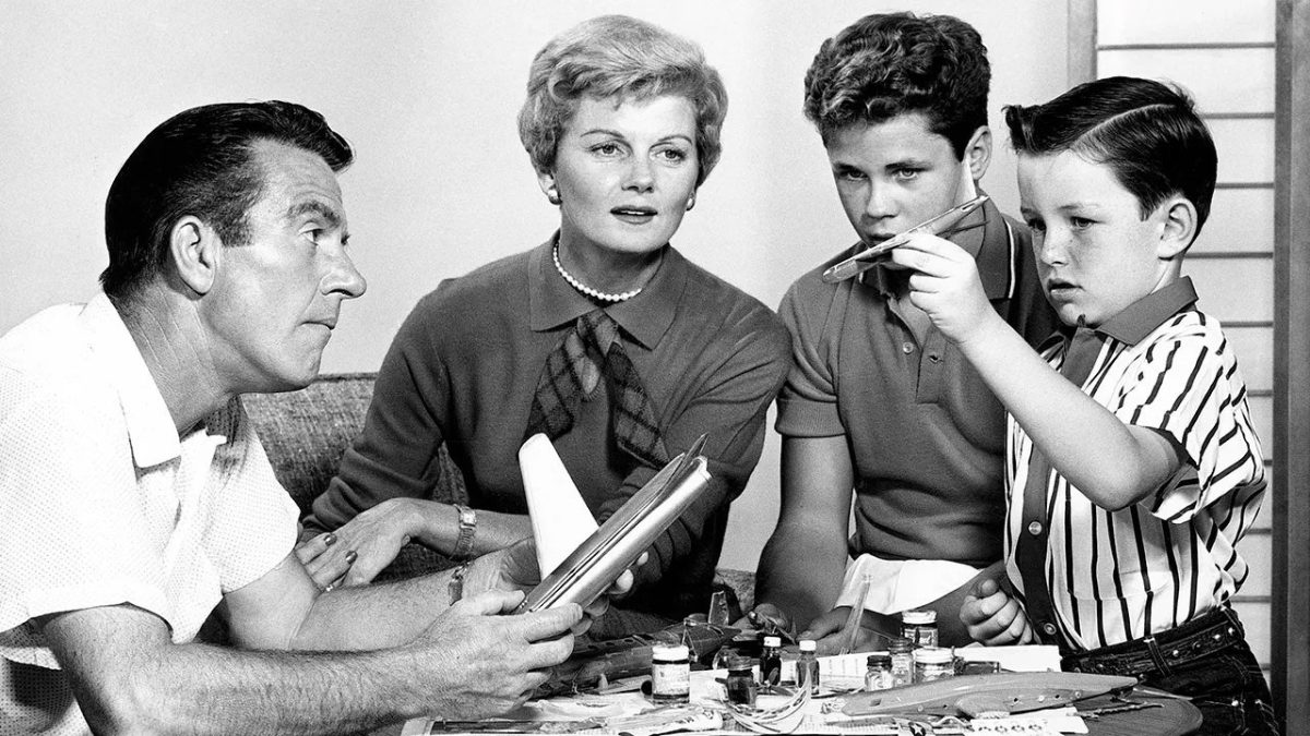 Former 'Leave It to Beaver' child actor remembers connection with on-screen parents in a family-friendly environment.