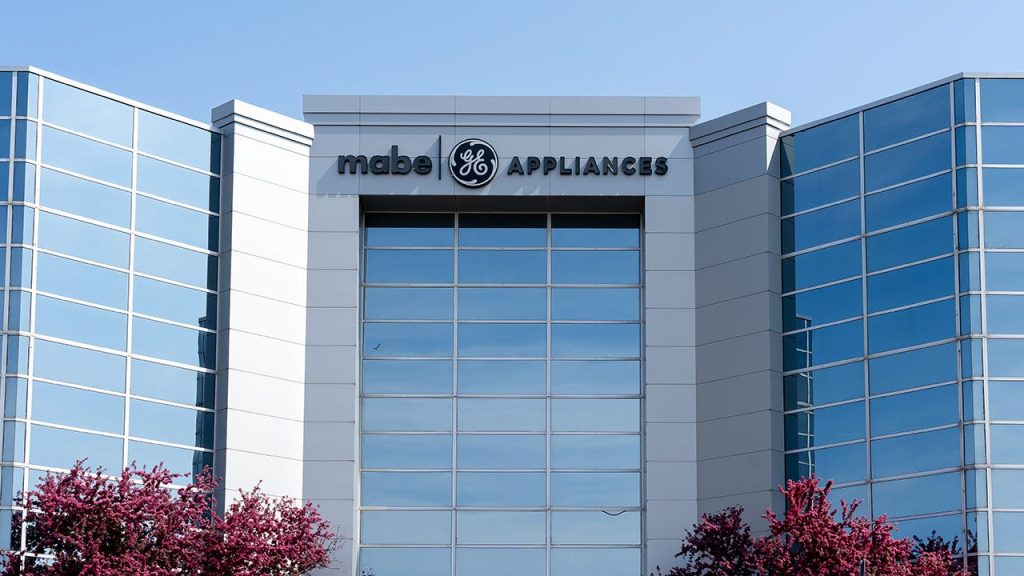 GE Appliances relocating washer manufacturing from China to Kentucky in $490 million agreement