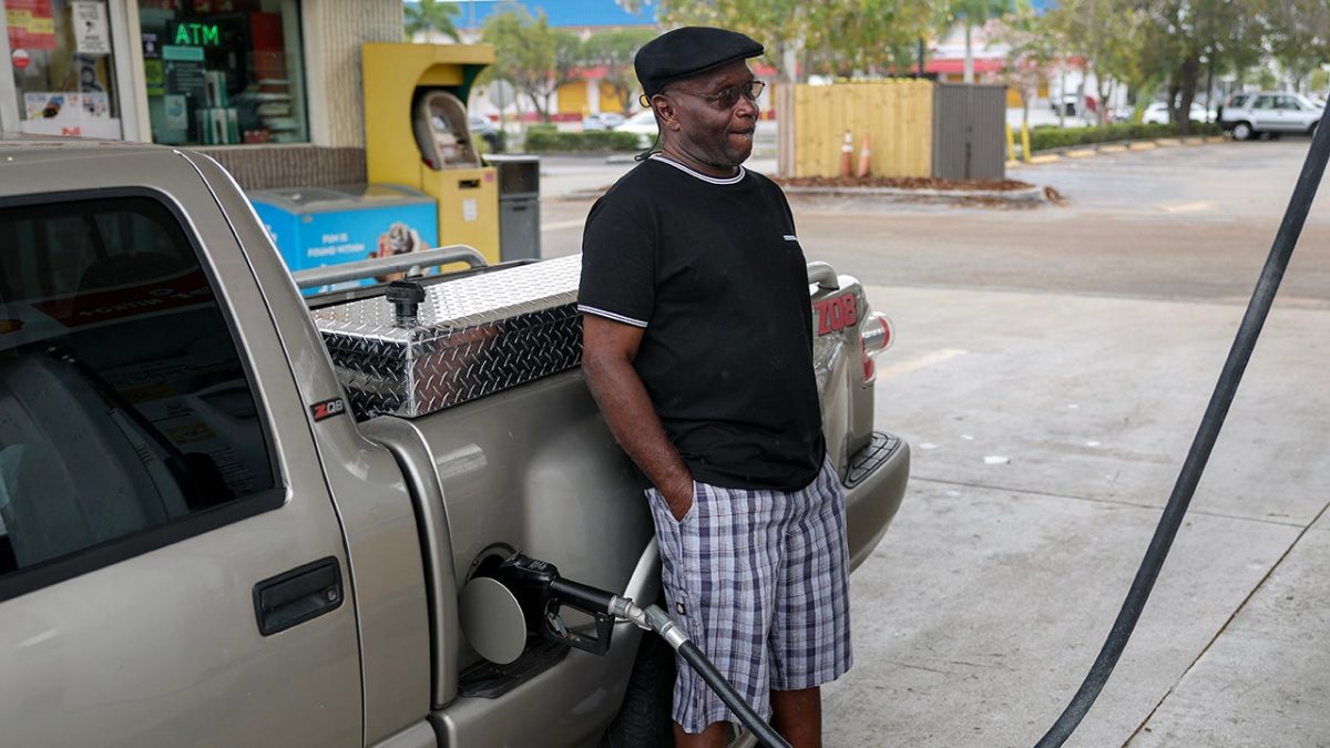 Gas prices won't increase if Iran shuts the Strait of Hormuz, according to a GasBuddy expert.