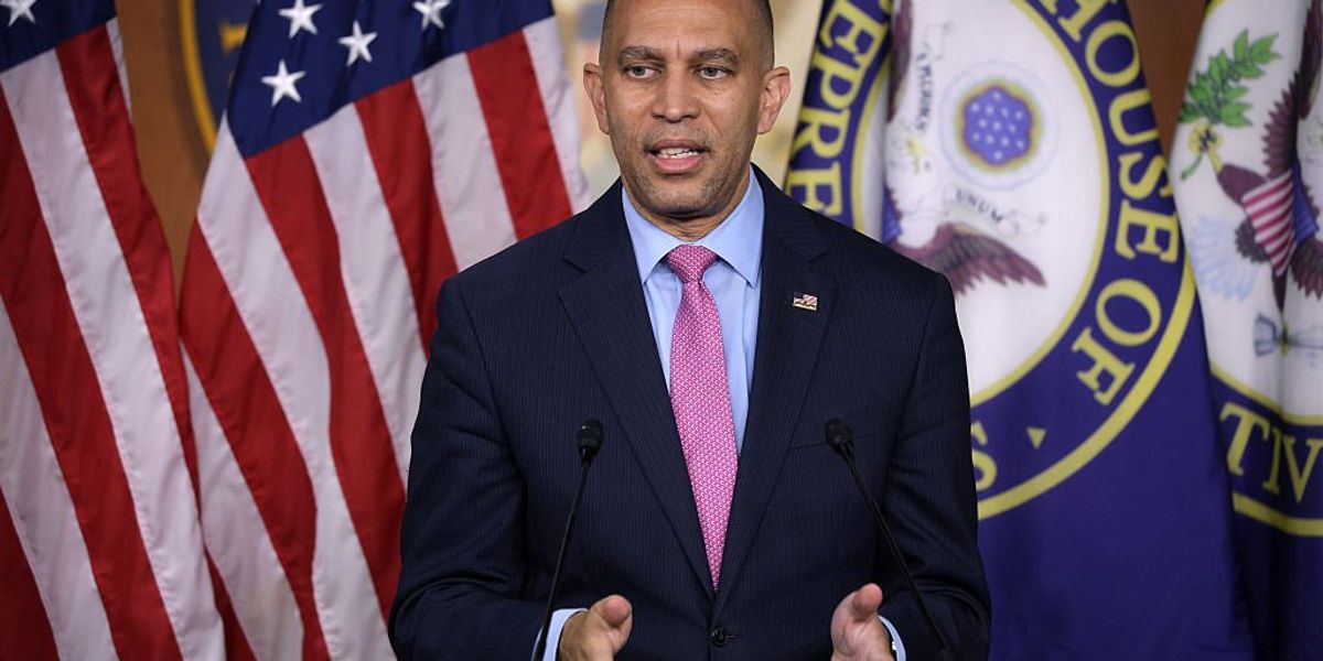 Hakeem Jeffries issues concerning warning to ICE agents amid protests disrupting their work