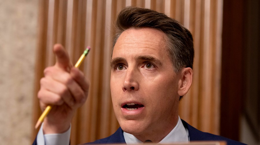 Hawley spars with legal professor over injunctions blocking Trump