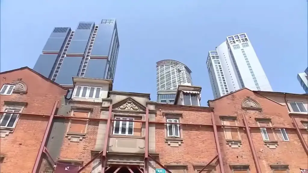 Historic building in Shanghai relocated by 432 robots to allow for new development