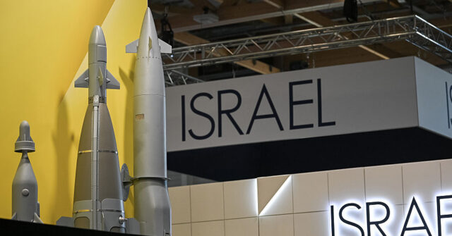 Israeli Exhibitors Covered in Black Fabric at French Arms Fair